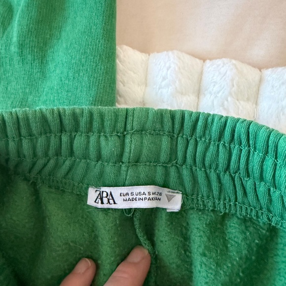 Zara Vibrant Green Jogger Pants - Picture 6 of 6